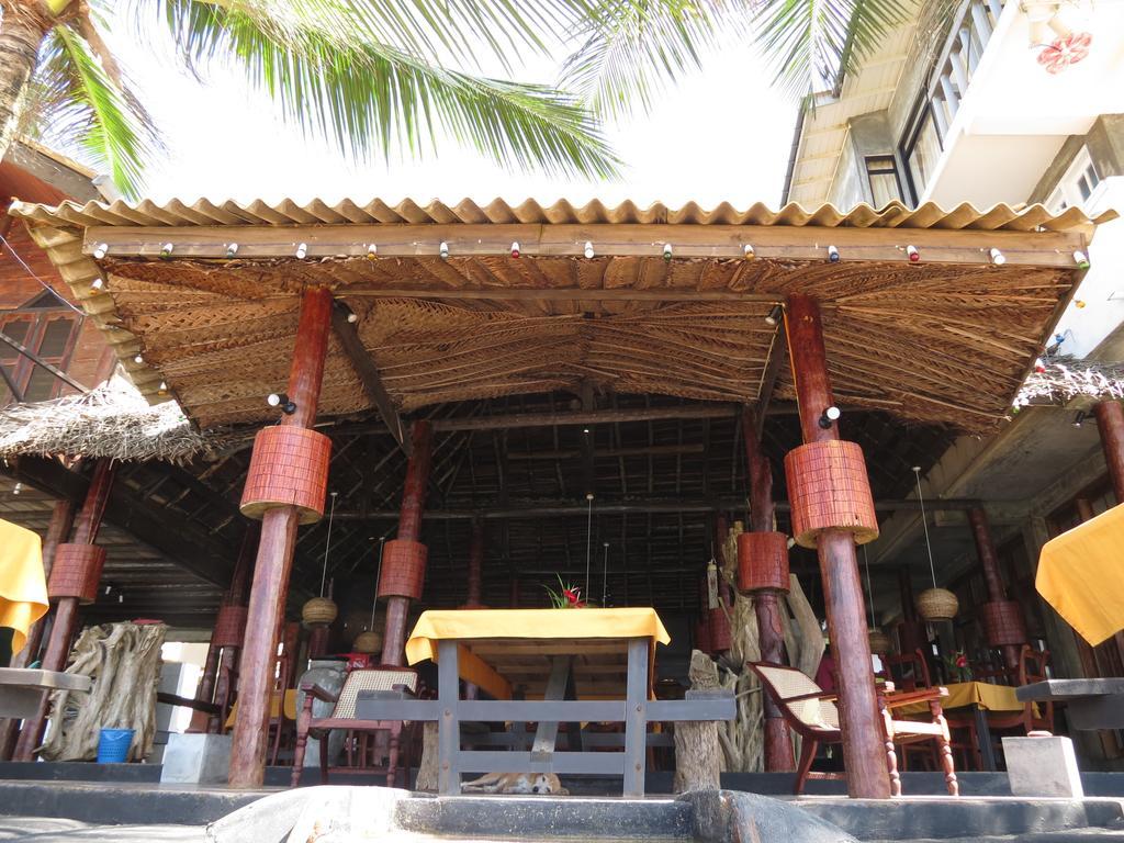 Why Not Guest House 希克杜沃 外观 照片