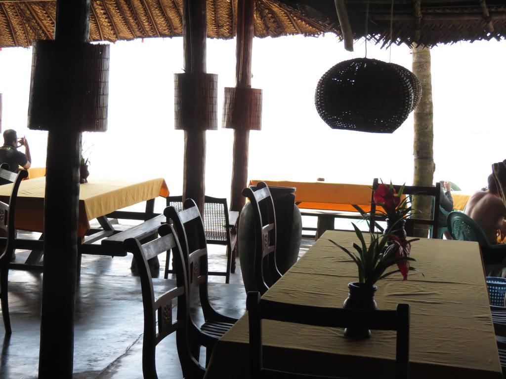 Why Not Guest House 希克杜沃 外观 照片