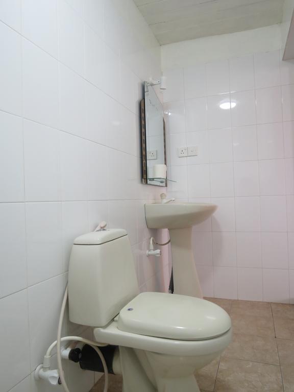 Why Not Guest House 希克杜沃 外观 照片